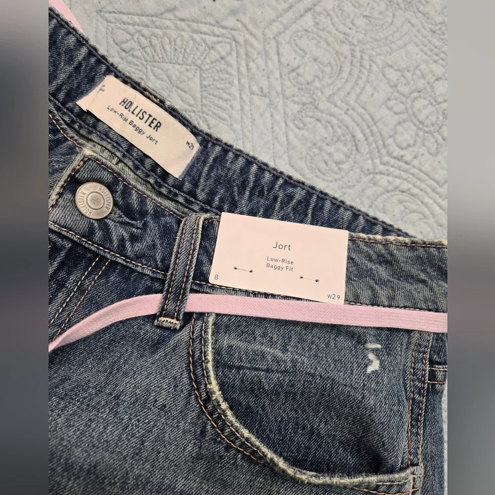 Hollister Low Rise Baggy Short Blue and Pink Jean Shorts Size W29
